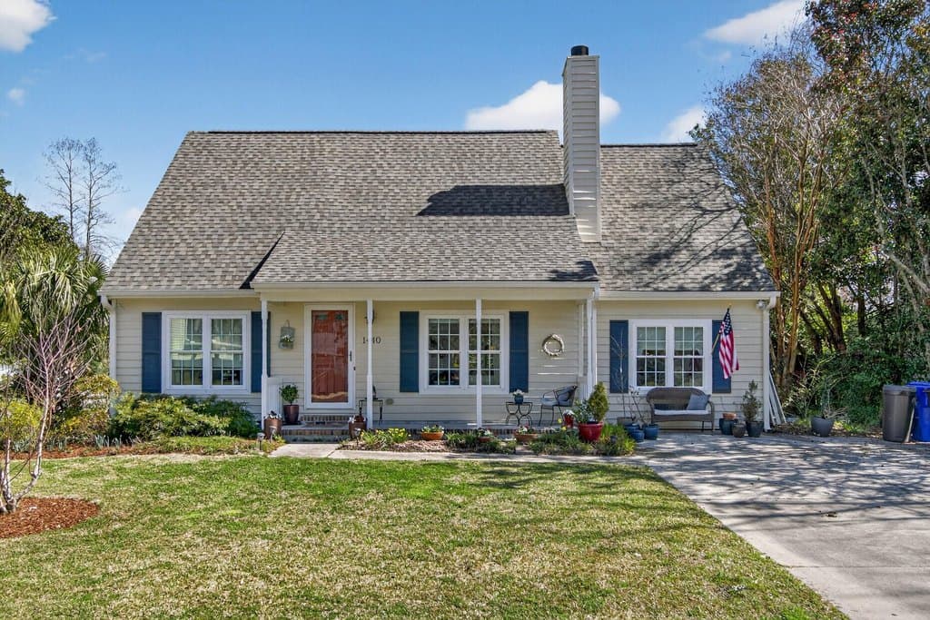 1440 Oaklanding Rd, Mount Pleasant