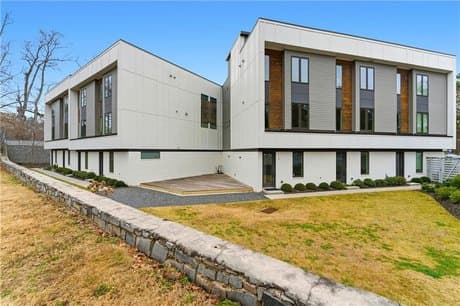 2424 Memorial Dr SE Unit 7