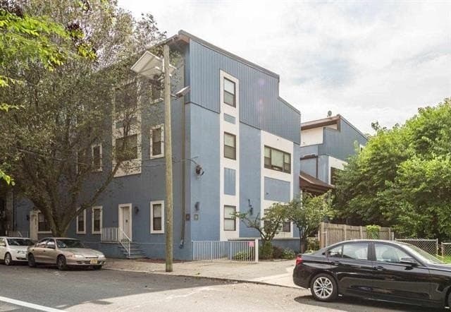 82 Jackson St Apt A5, Hoboken