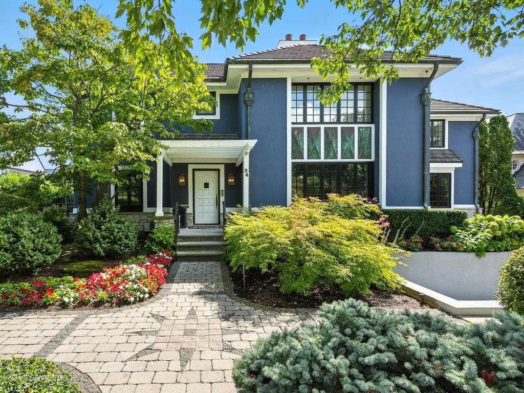 24 S Washington Cir, Hinsdale