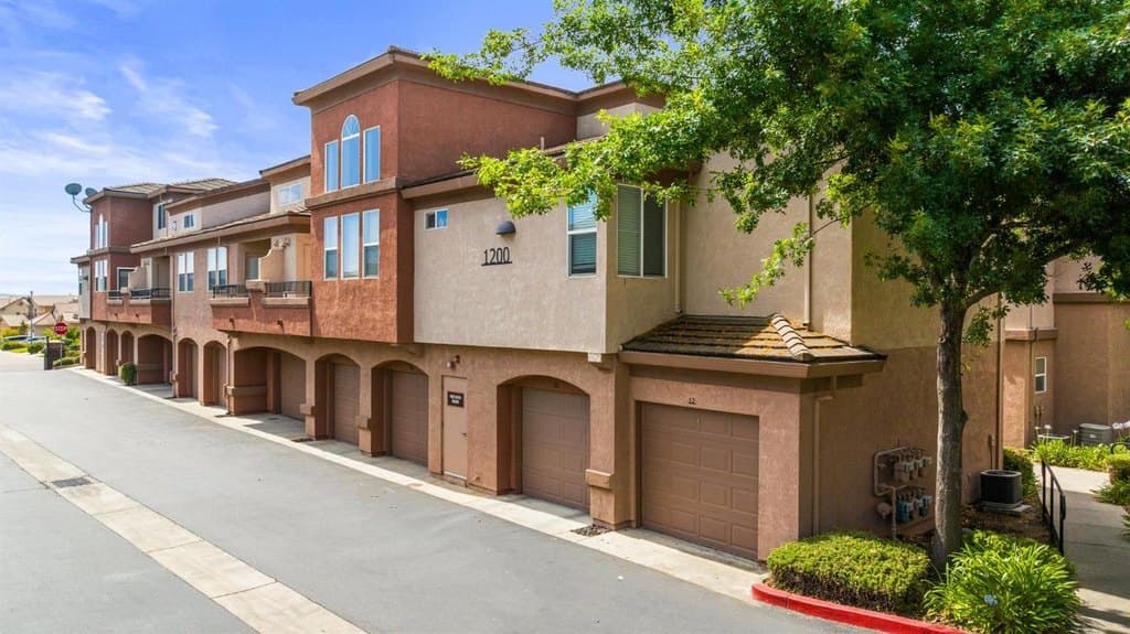 1200 Moon Cir Unit 1222, Folsom