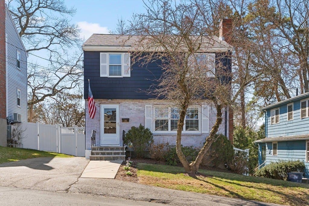 26 Crosstown Ave, Boston