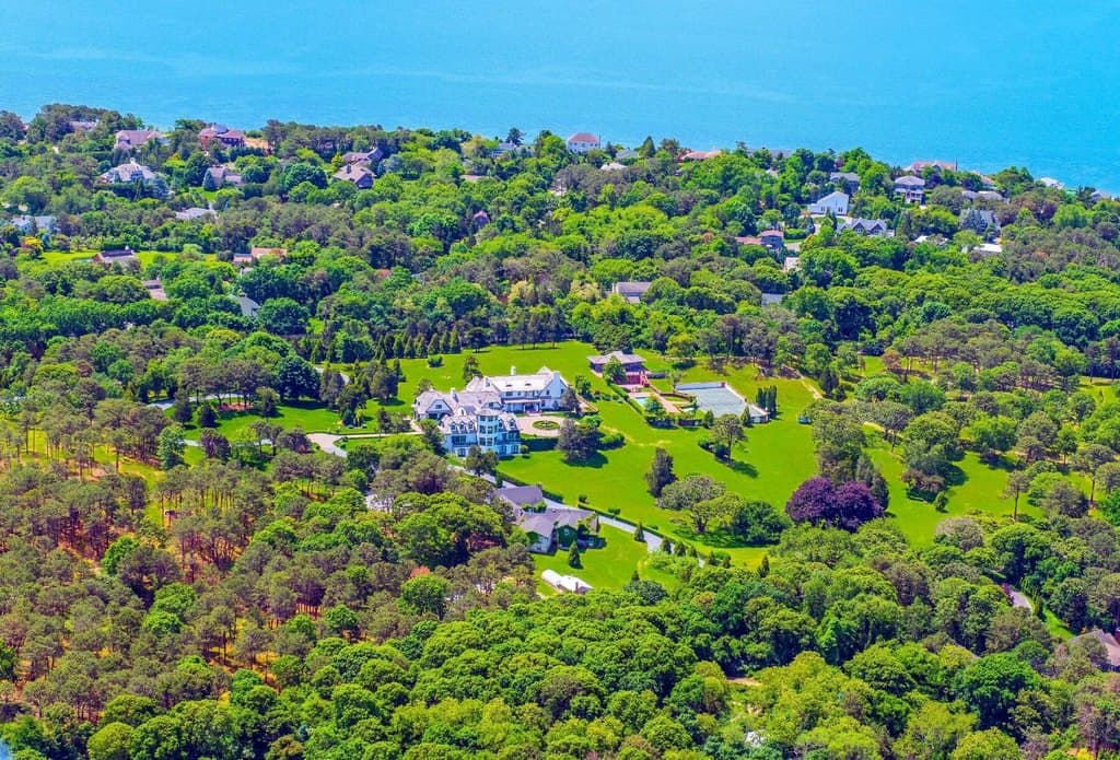 409/369 Montauk Hwy, Southampton