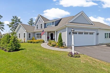 14 Meadowbrook Dr