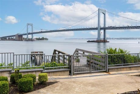 162-41 Powells Cove Blvd Unit 4K