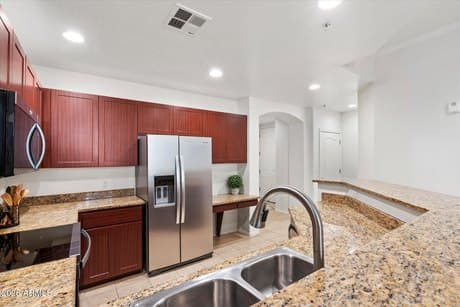 11640 N Tatum Blvd Unit 1066