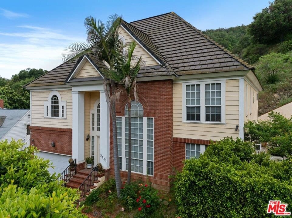 2431 Benedict Canyon Dr, Beverly Hills