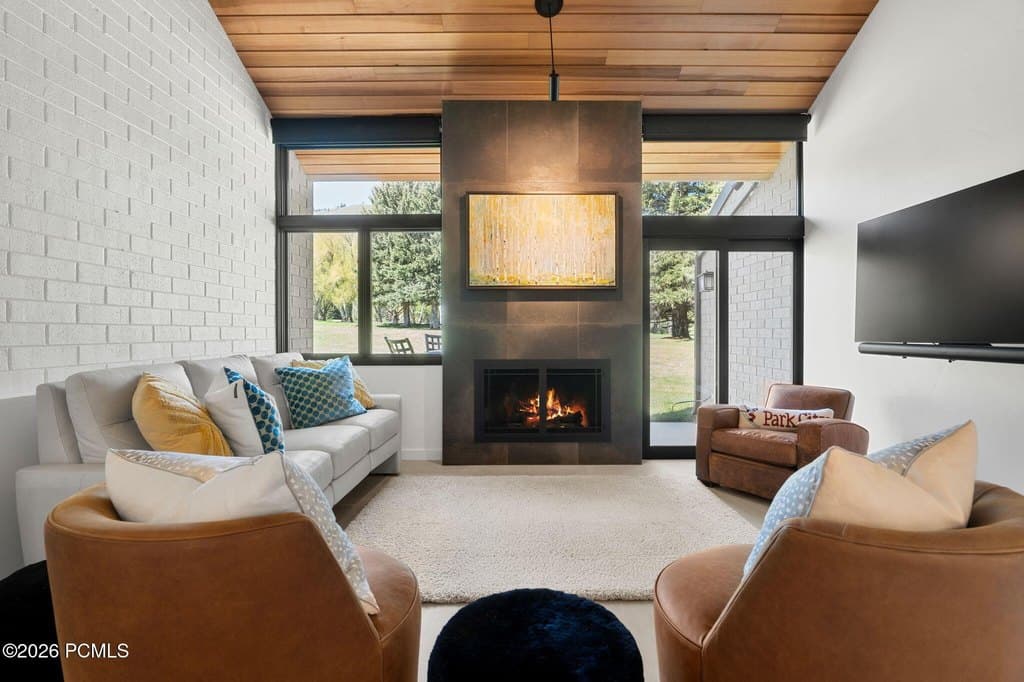 1713 Captain Molly Dr, Park City