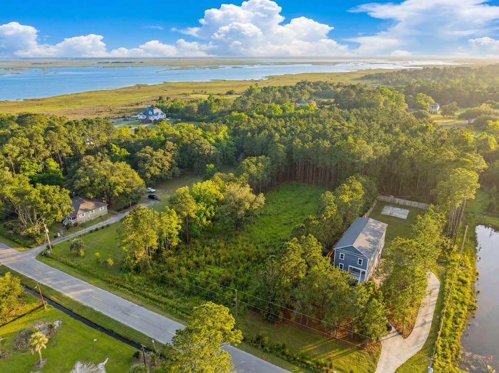 1593 Boston Grill Rd, Mount Pleasant