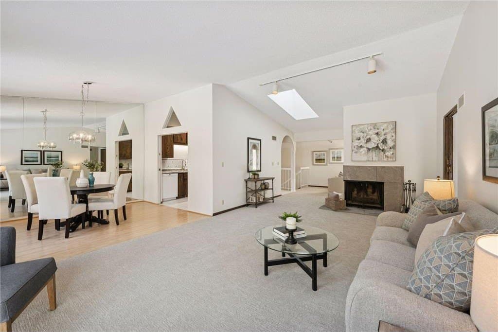 6066 Blake Ridge Rd, Edina