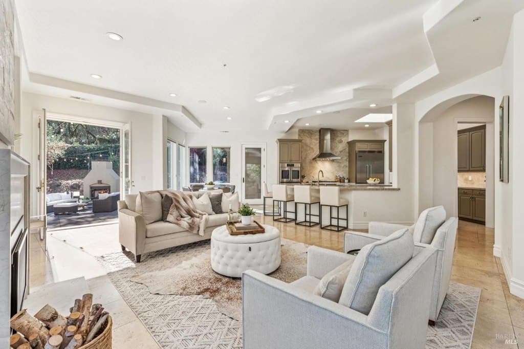 6 Old Coach Rd, Napa