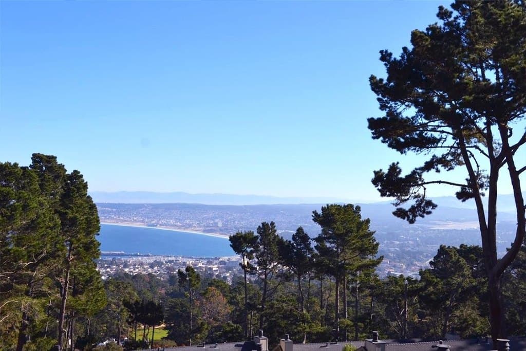 70 Forest Ridge Rd Apt 30, Monterey