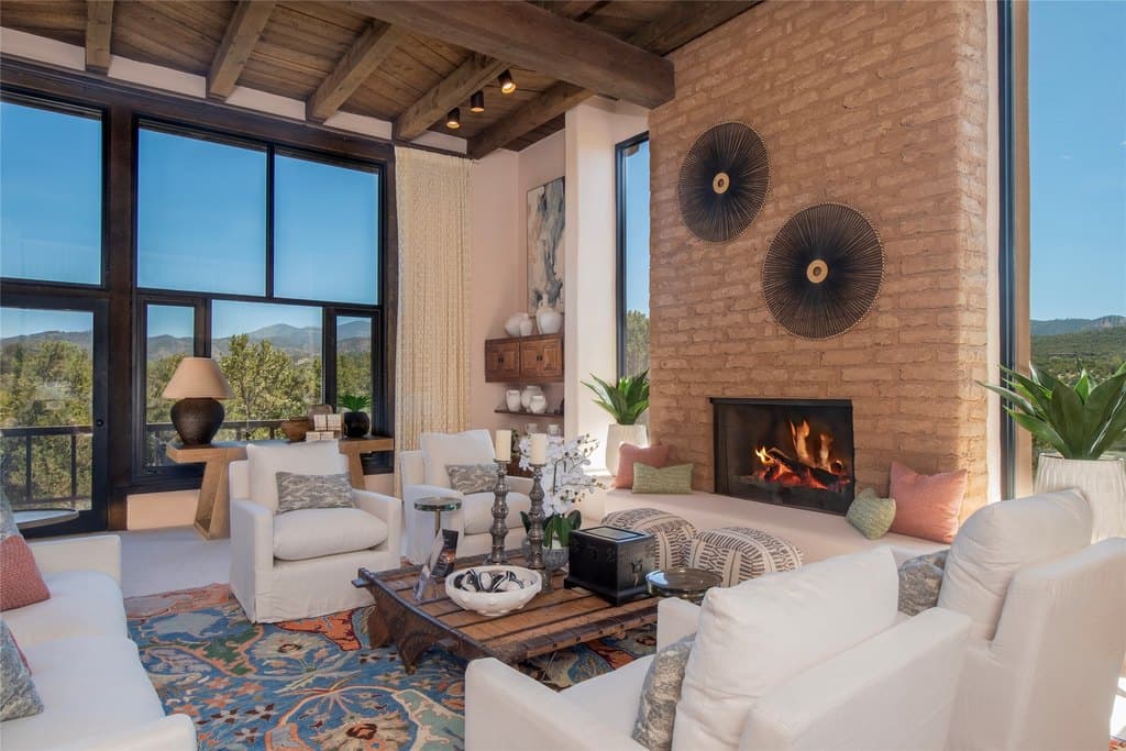 119 Circle Dr, Santa Fe
