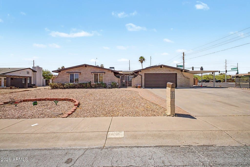 4001 E Hancock Dr, Phoenix