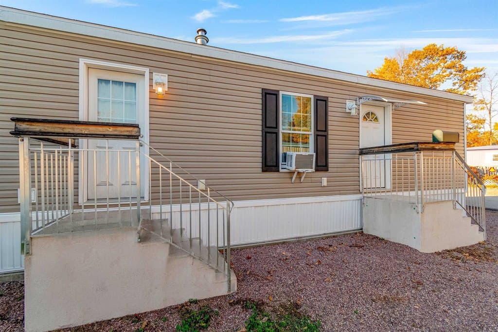 37 Avenue C, Burlington