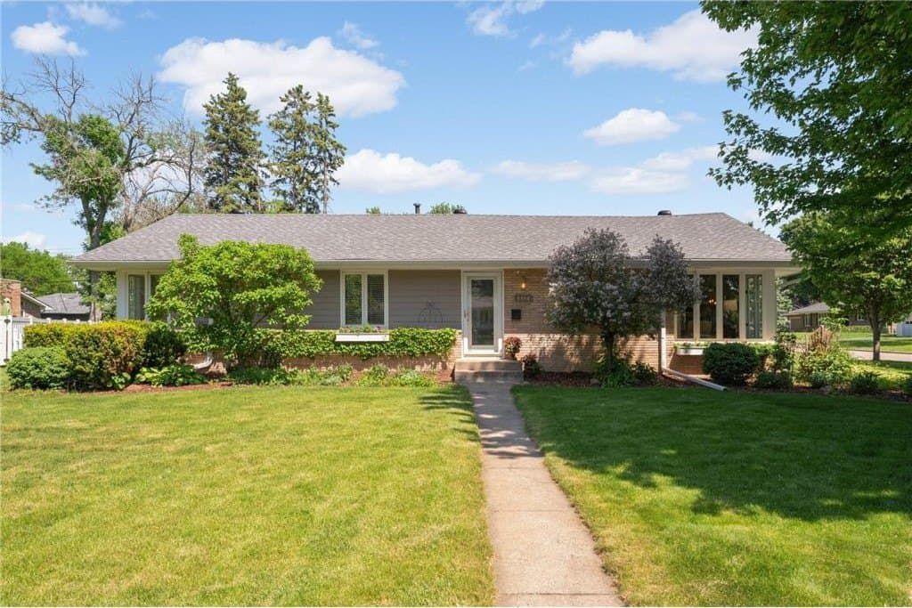 6009 Tingdale Ave, Edina