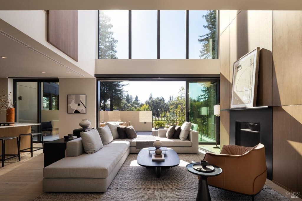 171 Sawmill Cir Unit 102, Healdsburg