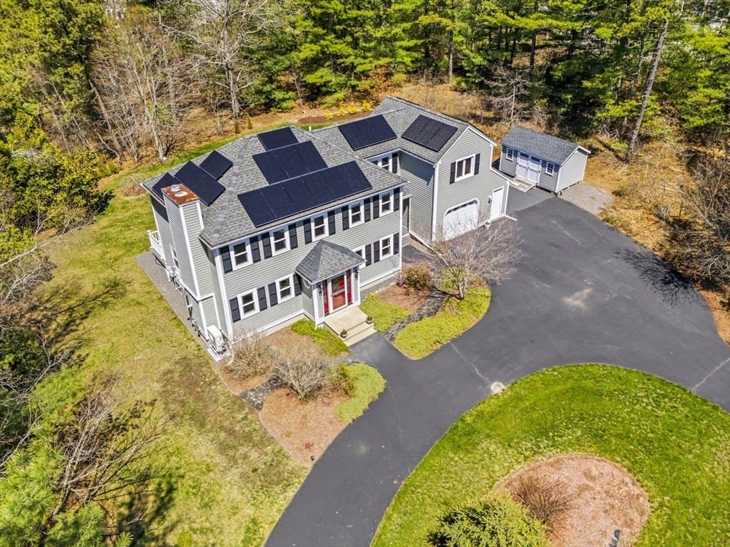 49 Martingale Ln, Plymouth