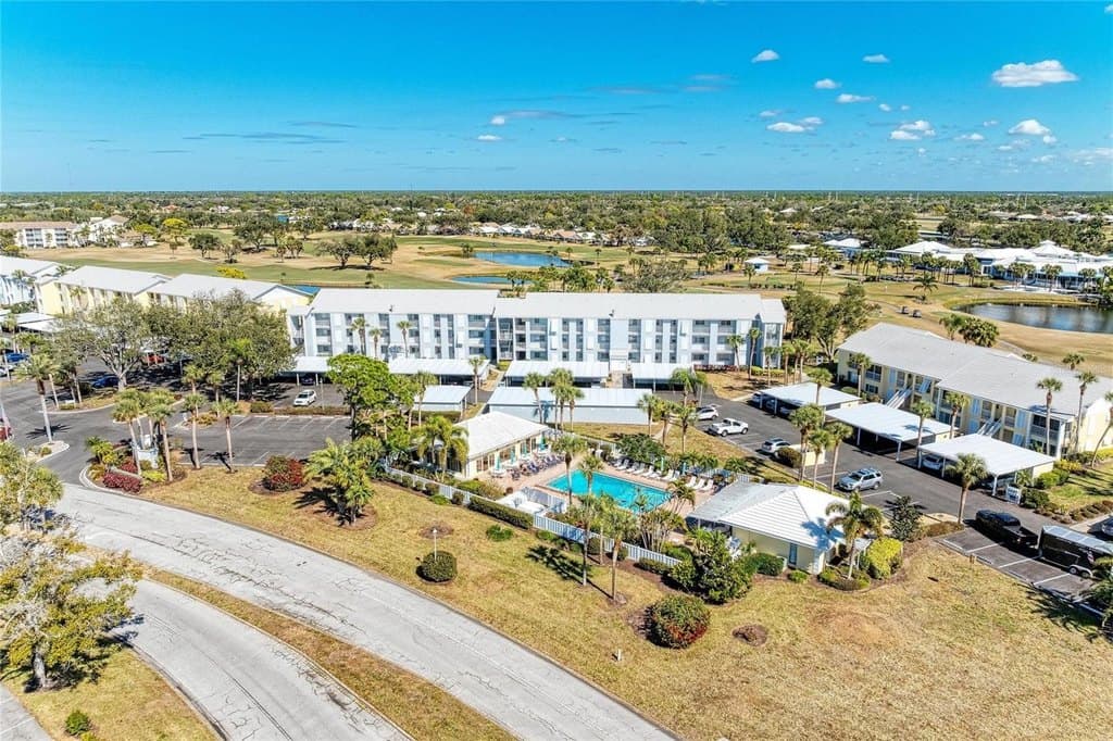 408 Cerromar Cir S Unit 335, Venice