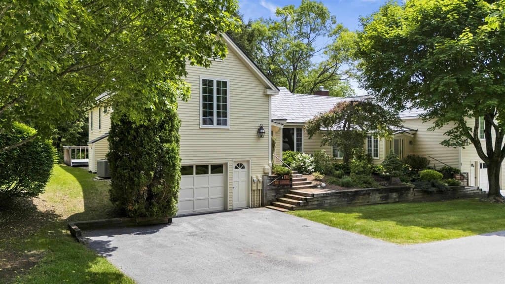 68 Owls Nest Cir Unit B7, Manchester