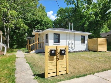 1040 Garibaldi St SW