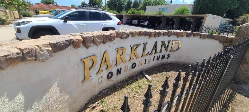 1715 W Clinton Ave Apt 107, Fresno