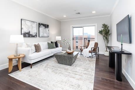 320 Maverick St Apt 505