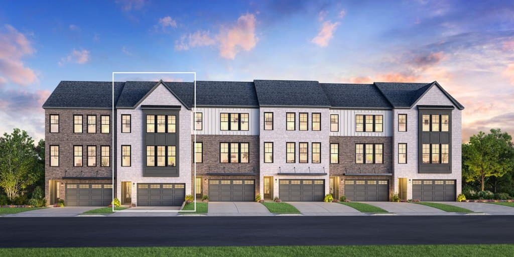 2251 Crestview Dr NE, Brookhaven