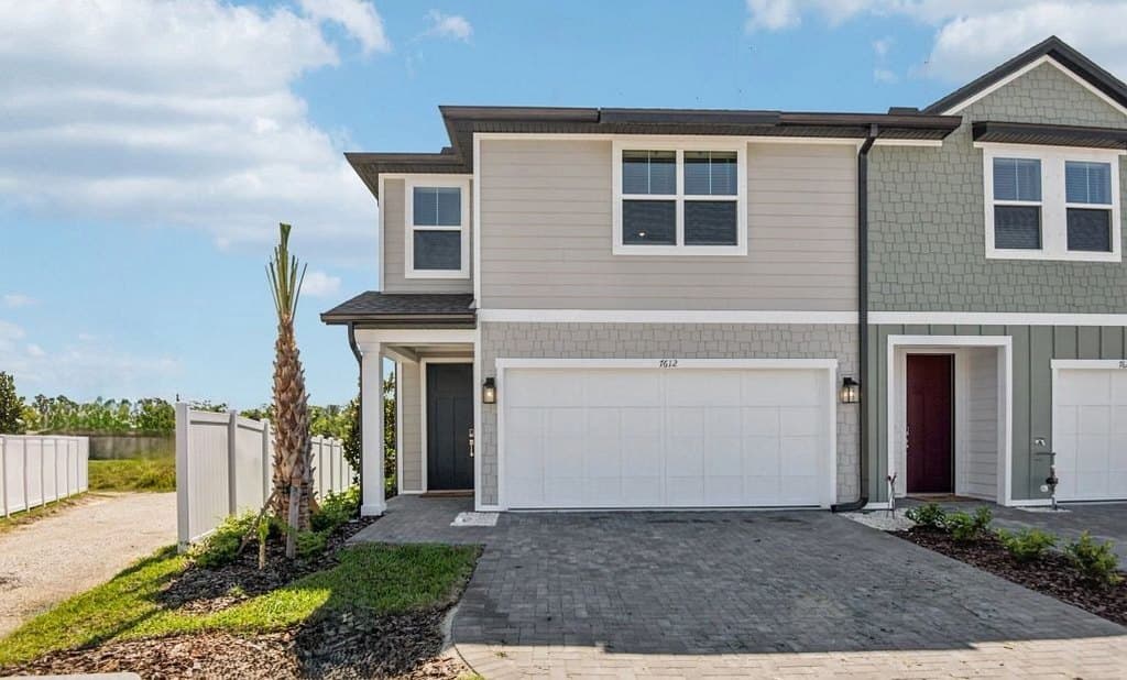 7612 Deer Valley Cir, Tampa