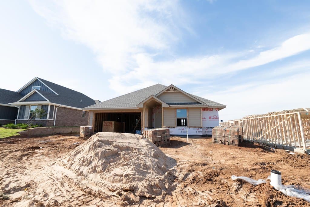 2229 NW 170th St, Edmond