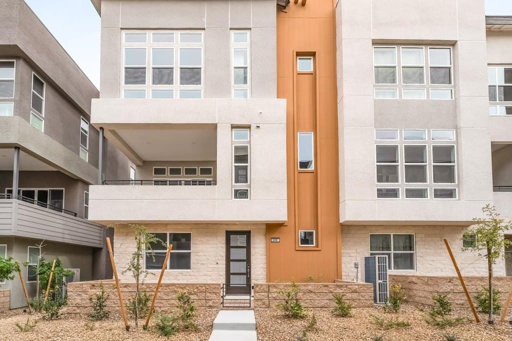 2497 Indigo Mountain St, Henderson