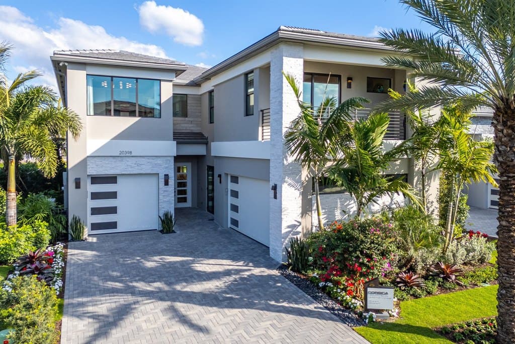 9605 Juniper Bay Ave, Boca Raton