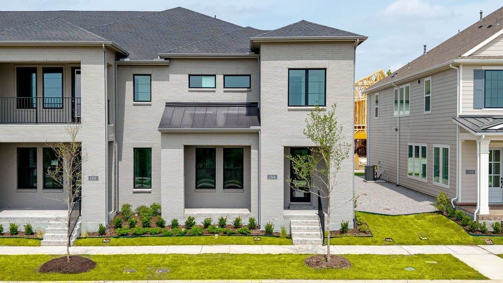 1346 Marsh Ln, Frisco