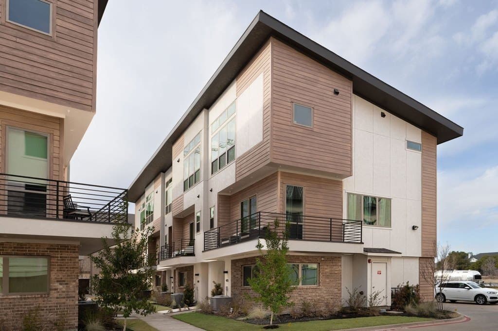 13900 Noel Rd Unit 201, Dallas