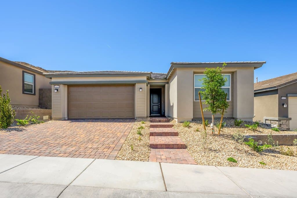 1425 Bianca Falls Dr, Henderson