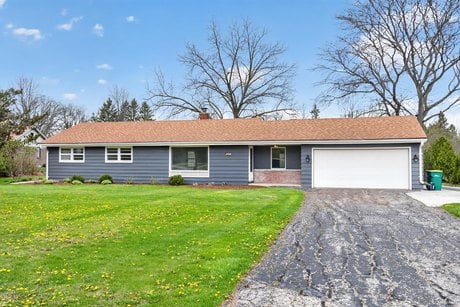 1704 W El Rancho Dr
