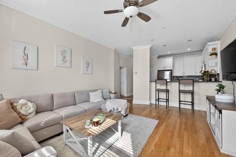 1115 Willow Ave Apt 213
