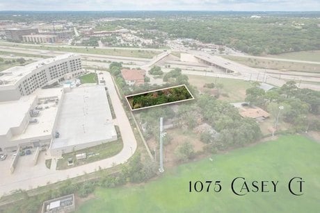 1075 Casey Ct