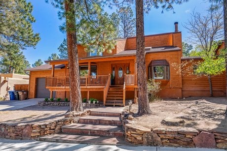 2128 Loma Linda Dr