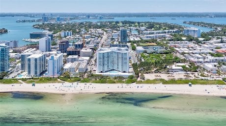 7135 Collins Ave Apt 712