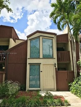 6547 SW 116th Pl Apt C