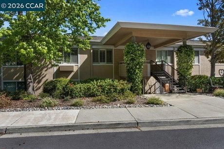 3341 Tice Creek Dr Apt 5