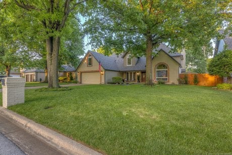 11235 S Maplewood Ave