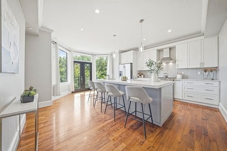 324 Tappan St Unit 2