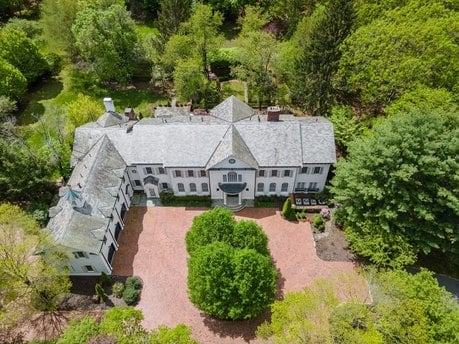 200 Pond Rd