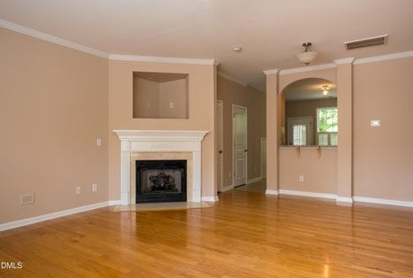 4512 Sugarbend Way