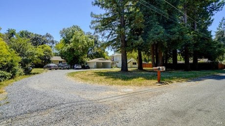 5210 Fulton Rd