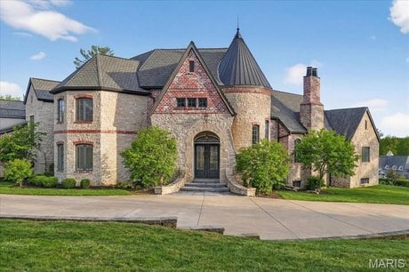 9998 Litzsinger Rd