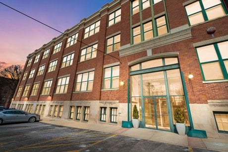601 Linden Pl Apt 121