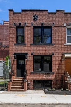 149 Lott St